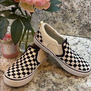 VANS size 2- checker black and white